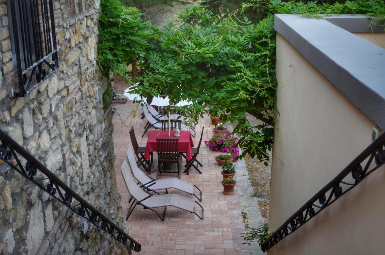 Agriturismo Terre Della Rinascita Castelnuovo della Misericordia Екстер'єр фото